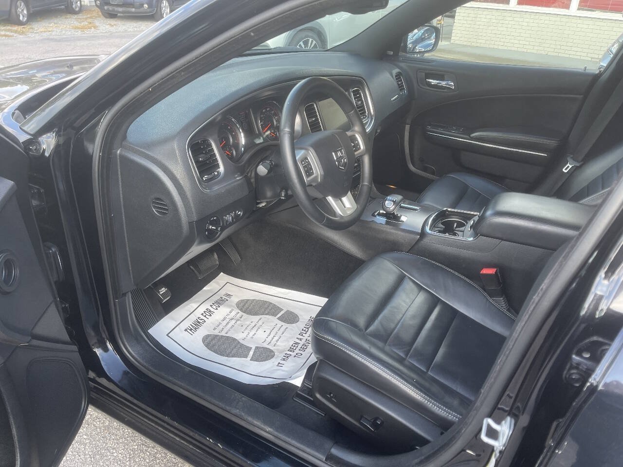 Used 2014 Dodge Charger SXT Plus RWD image 10