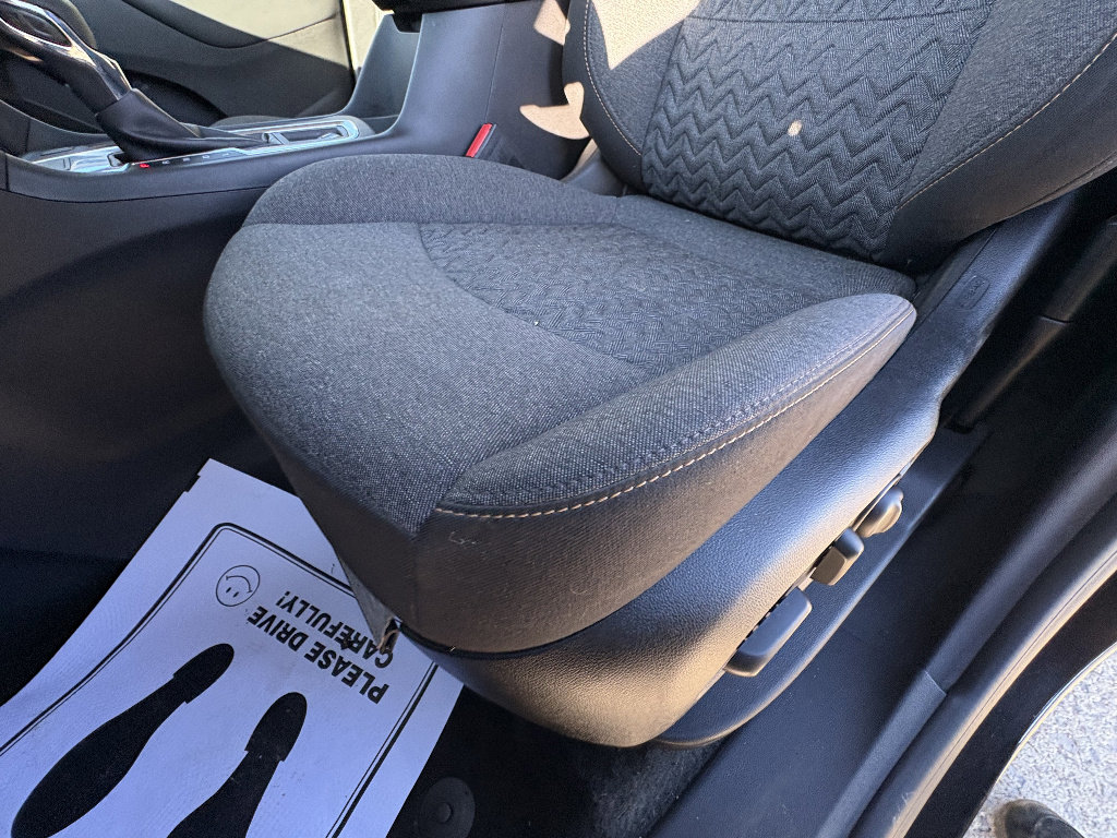 Used 2024 Chevrolet Equinox LT AWD/4WD image 33
