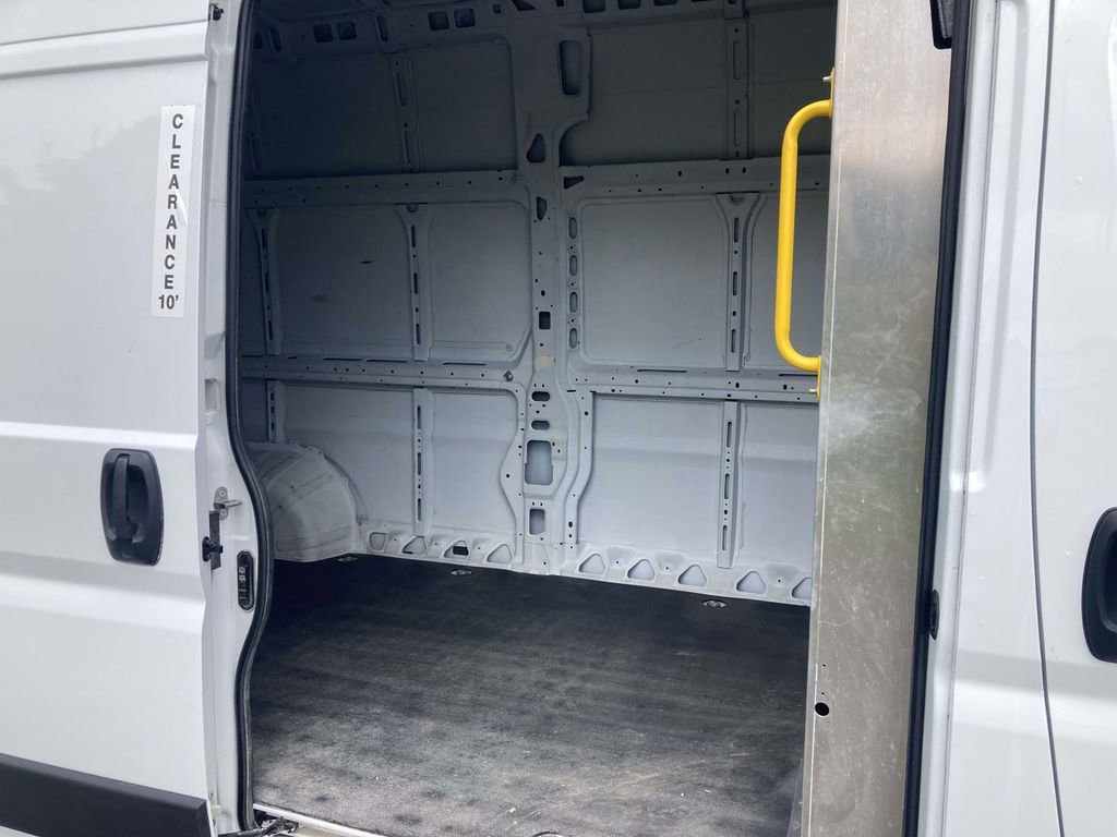 Used 2023 RAM ProMaster 3500 w/ Lane Management Group FWD image 17