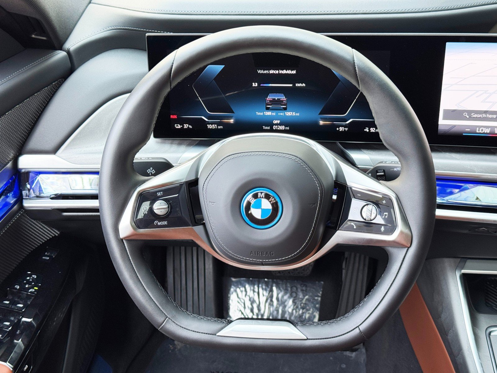 Used 2025 BMW i7 xDrive60 w/ Executive Package AWD/4WD image 22
