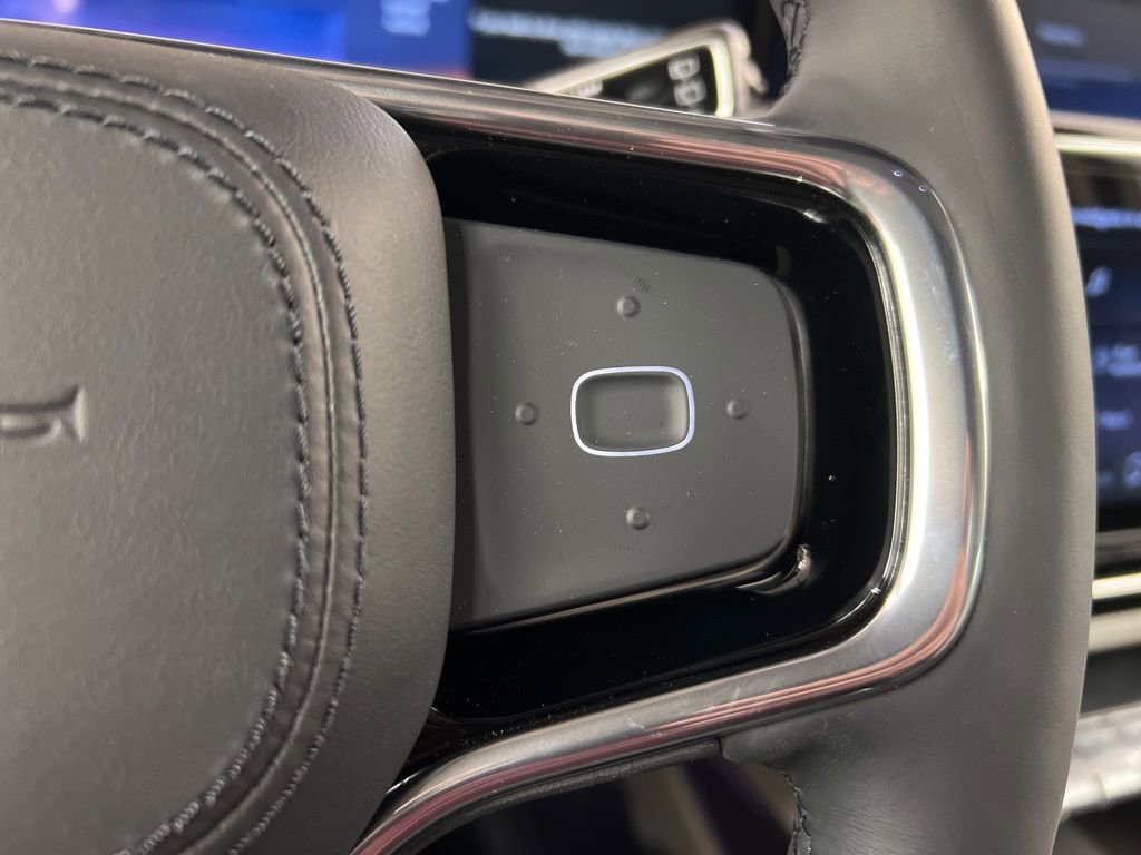 Used 2026 Lincoln Nautilus Premier w/ Equipment Group 102A image 21