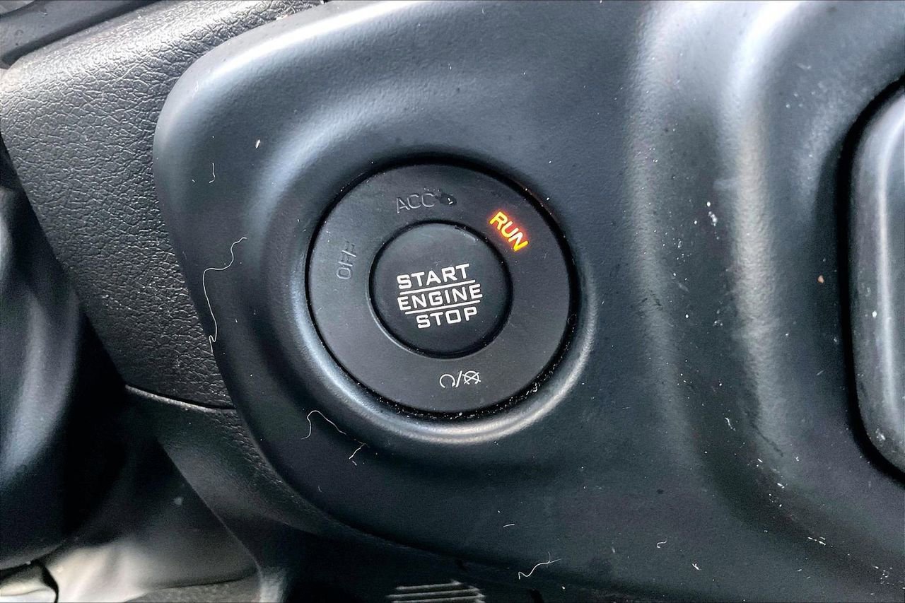 Certified 2022 Jeep Gladiator Sport image 28