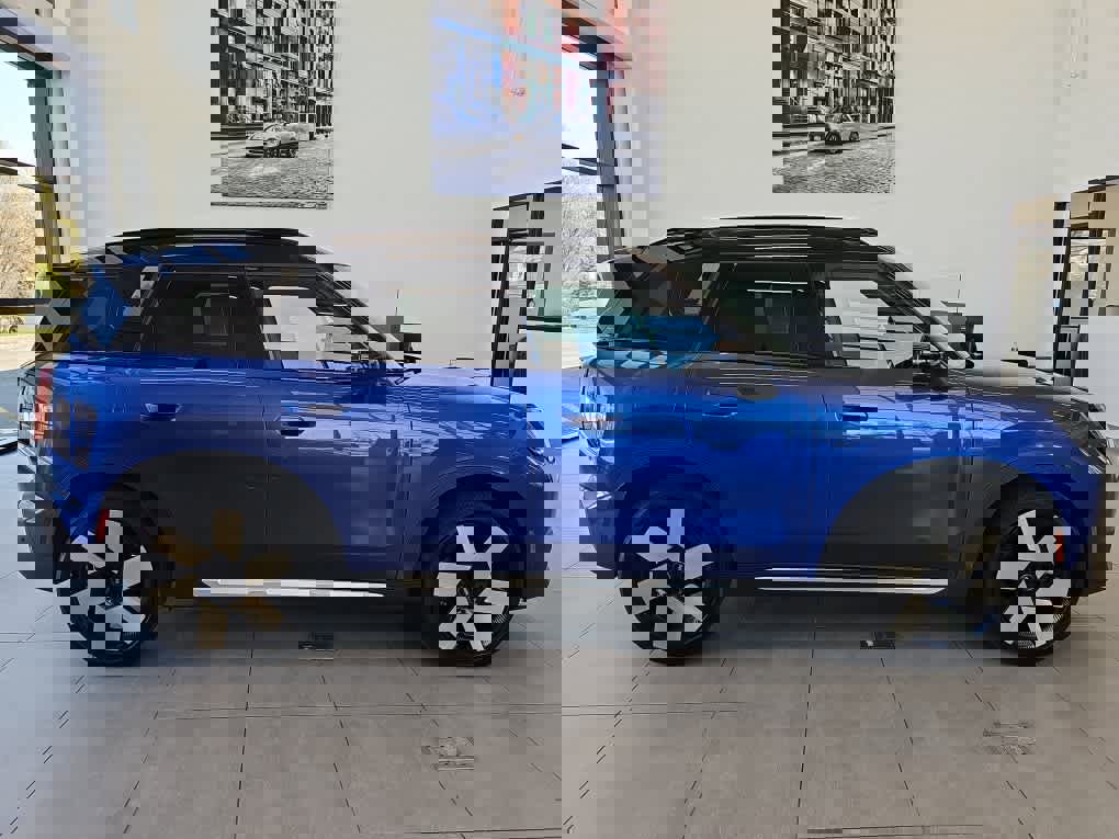 Certified 2025 MINI Cooper Countryman S image 12