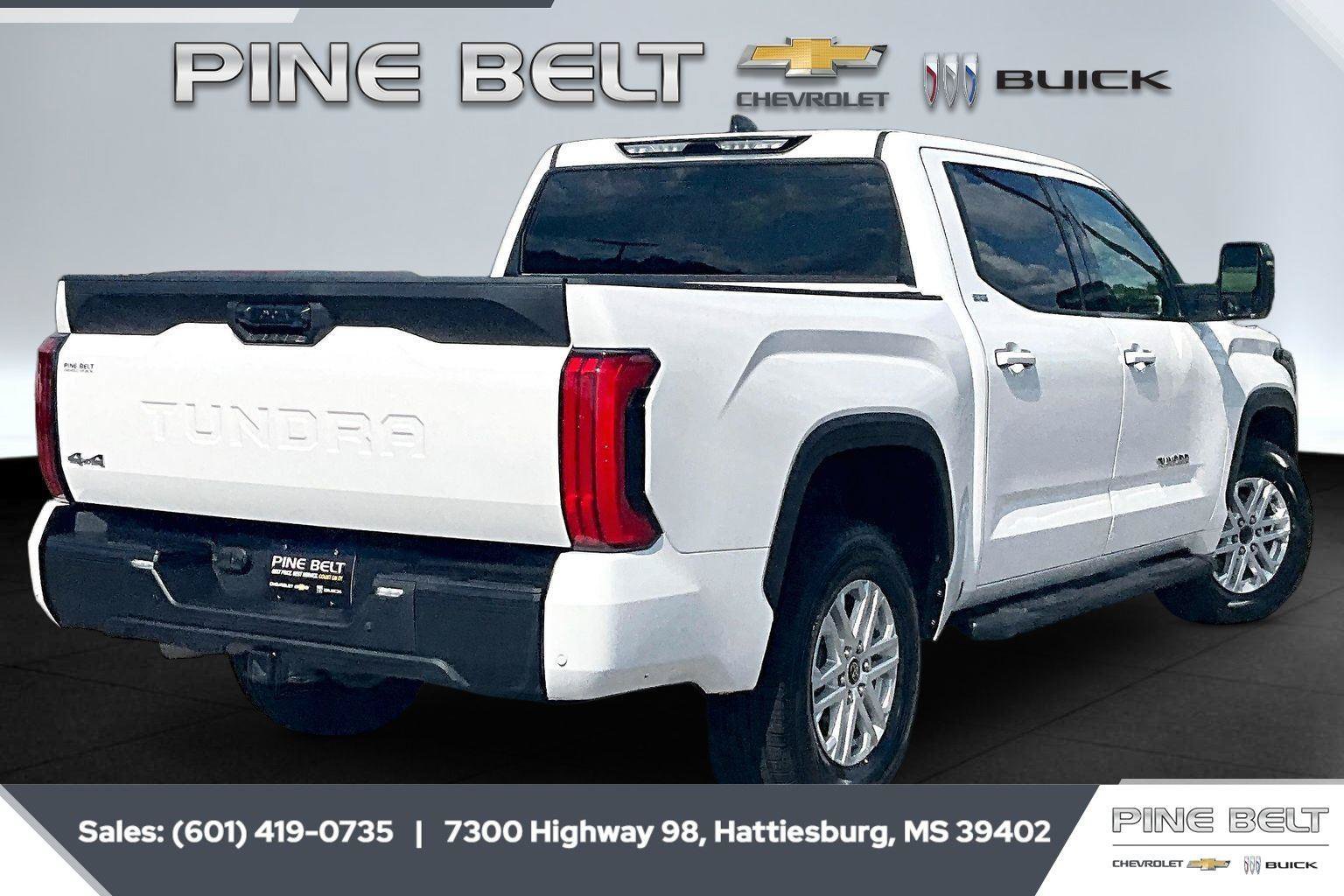 Used 2023 Toyota Tundra SR5 w/ SR5 Premium Package AWD/4WD image 12
