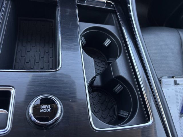 Used 2023 Lincoln Aviator Reserve w/ Elements Package Plus AWD/4WD image 45