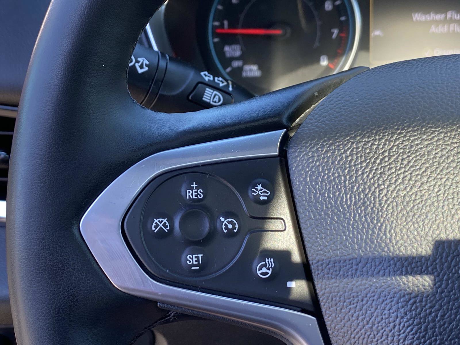 Used 2023 Chevrolet Traverse RS AWD/4WD image 19