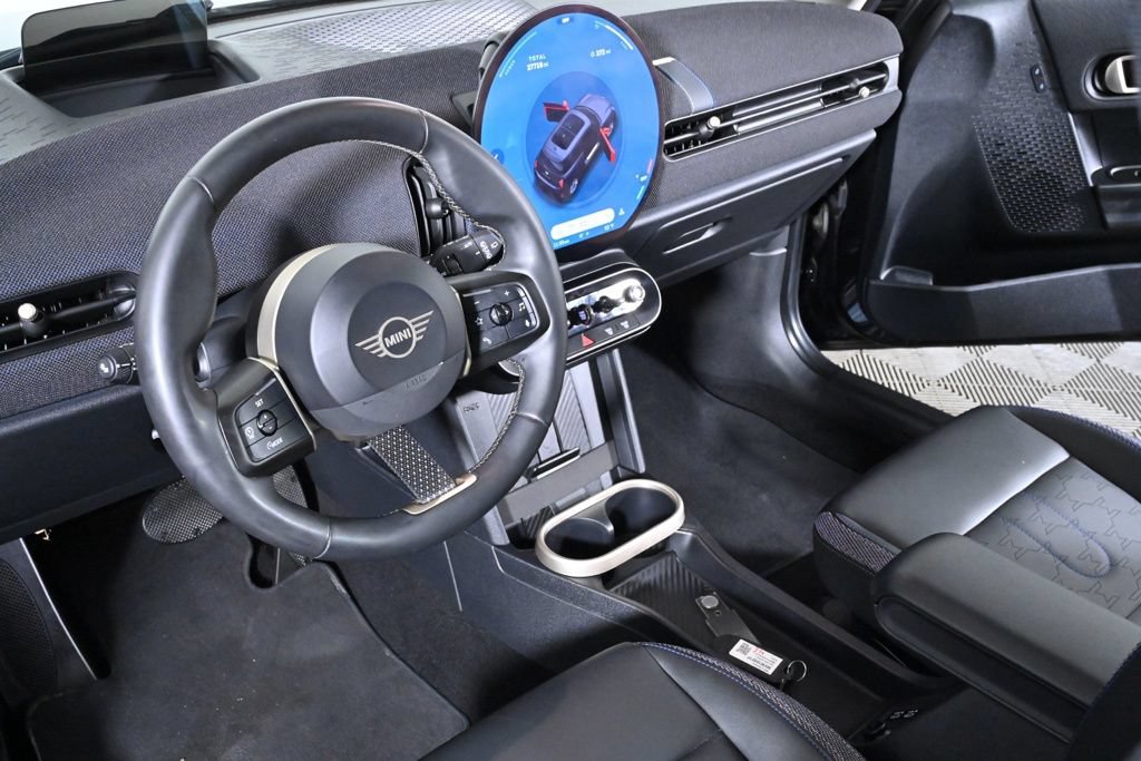 Certified 2025 MINI Cooper S FWD image 11