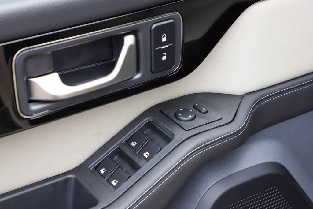 New 2025 INEOS Grenadier Fieldmaster Edition image 45