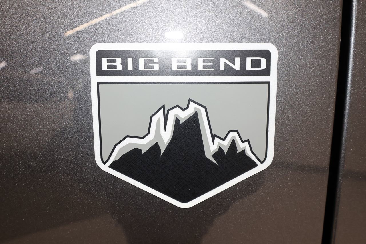 Used 2025 Ford Bronco Big Bend image 35