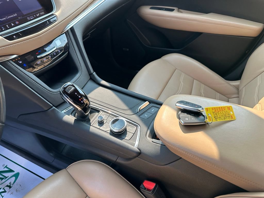 Used 2023 Cadillac XT5 Sportv w/ Platinum Package AWD/4WD image 18