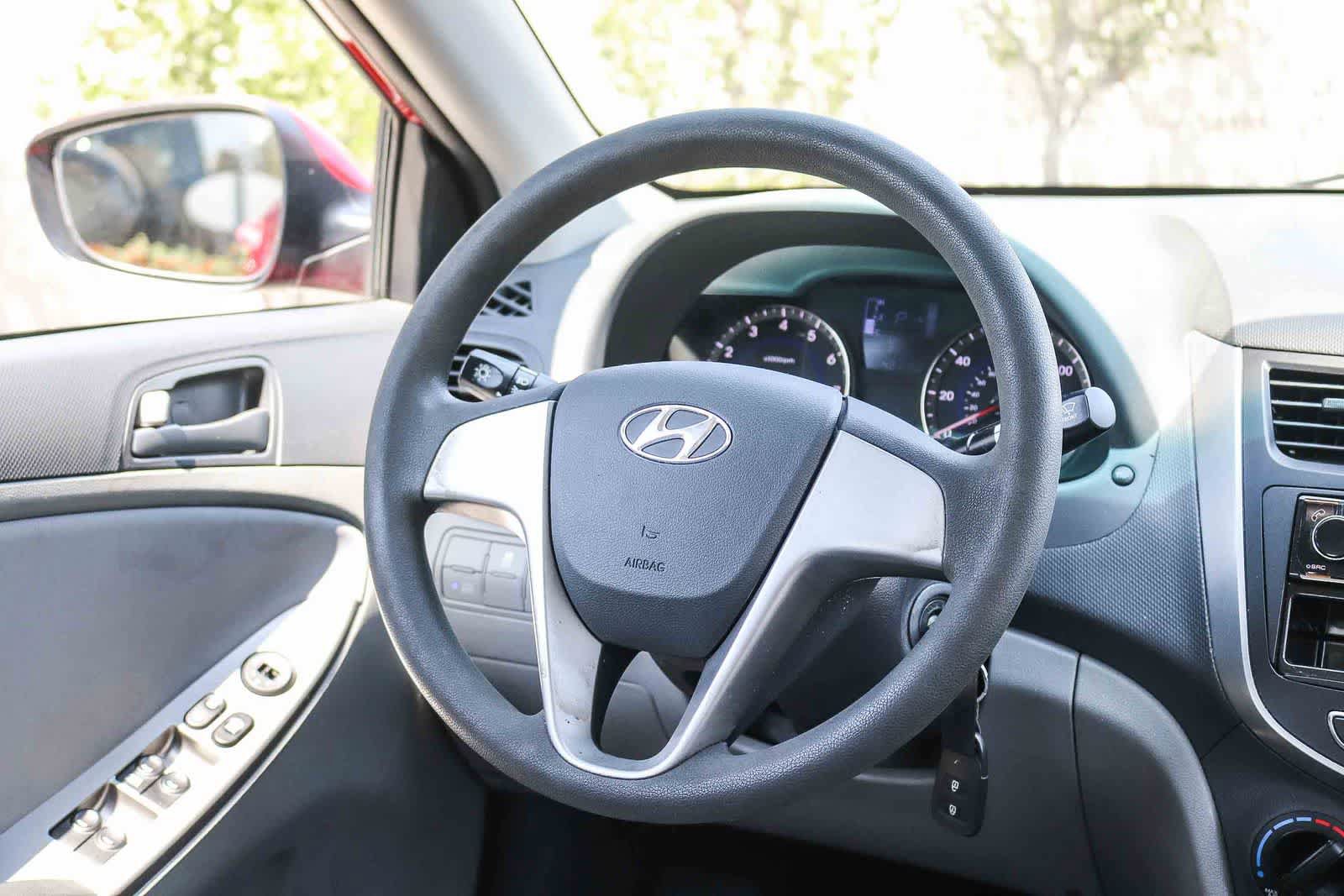 Used 2017 Hyundai Accent SE FWD image 15
