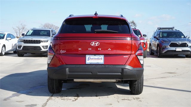 Used 2024 Hyundai Kona SEL image 8