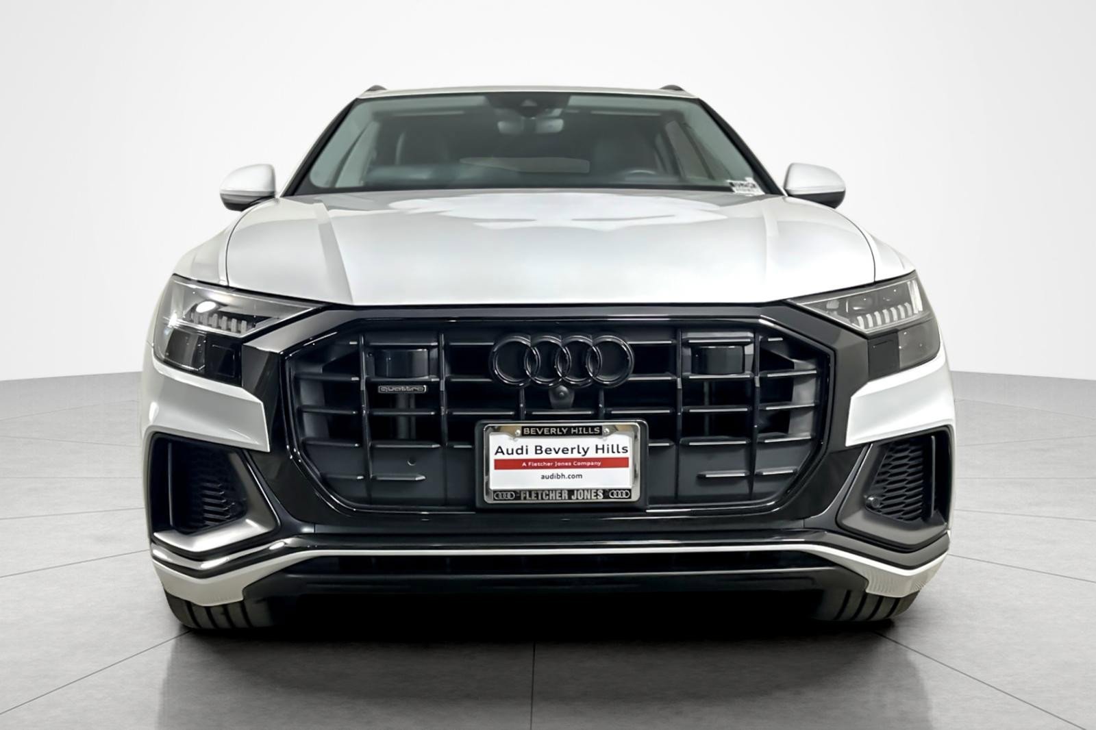 Used 2023 Audi Q8 Prestige w/ Prestige Package image 8