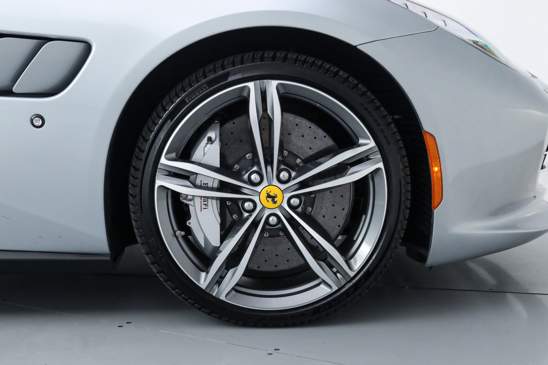 Certified 2018 Ferrari GTC4Lusso image 34
