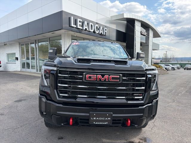 Used 2024 GMC Sierra 2500 AT4 w/ AT4 Premium Plus Package AWD/4WD image 8