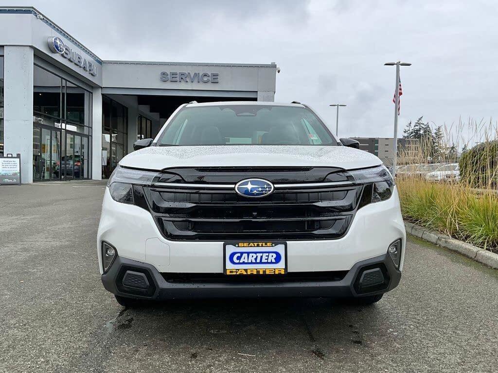 Certified 2025 Subaru Forester Touring AWD/4WD image 3