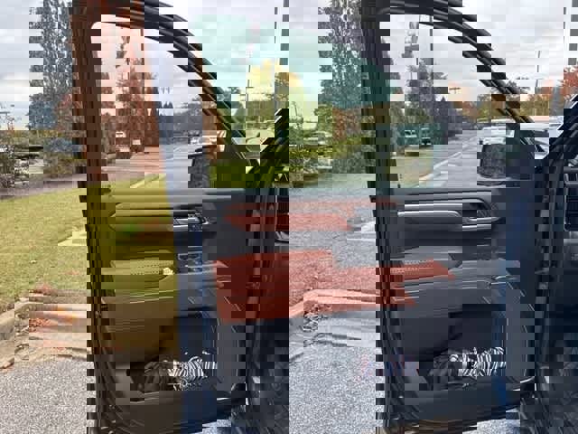 Used 2023 GMC Sierra 1500 Denali Ultimate image 13