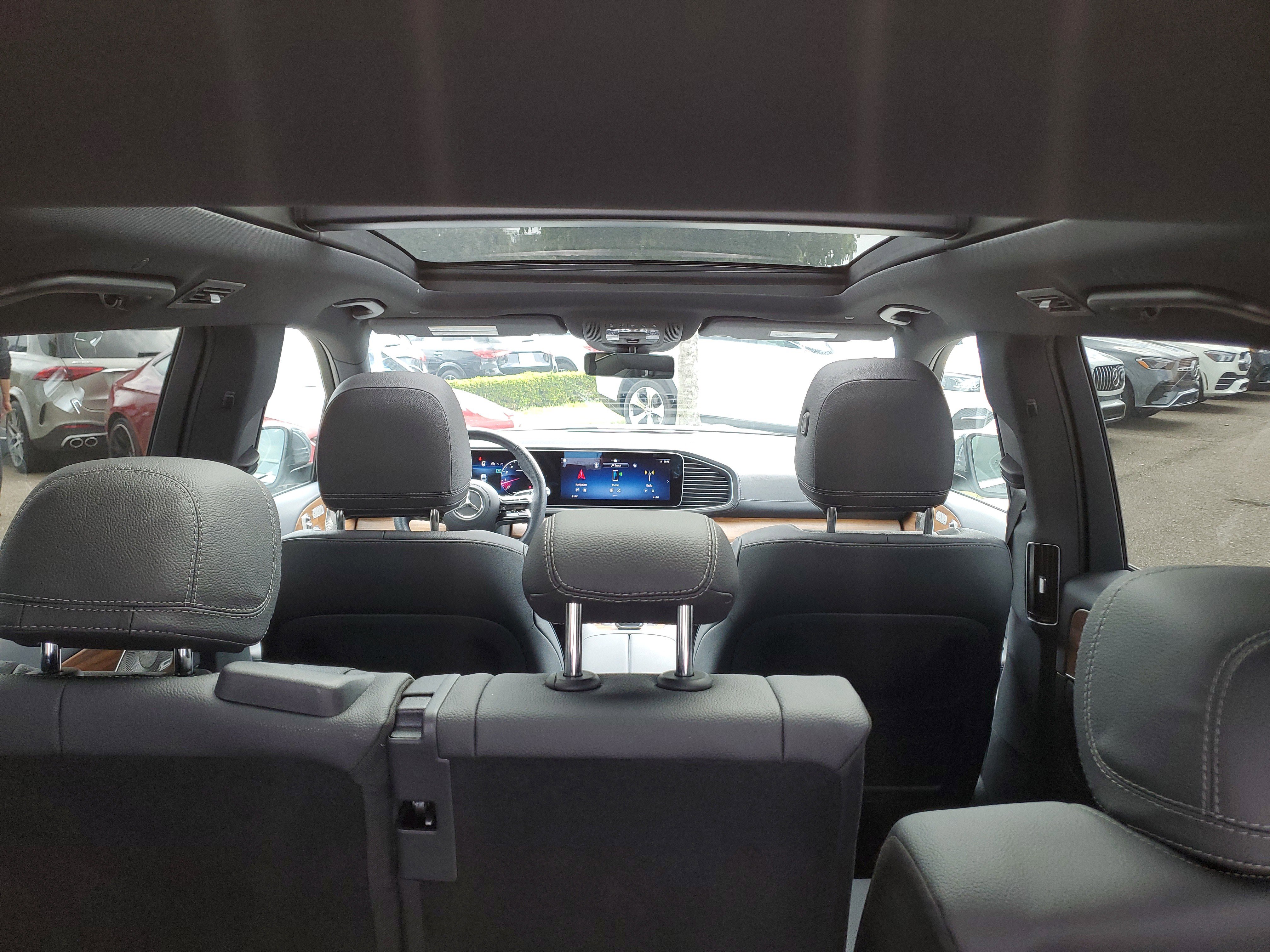 Certified 2025 Mercedes-Benz GLS 450 4MATIC image 10