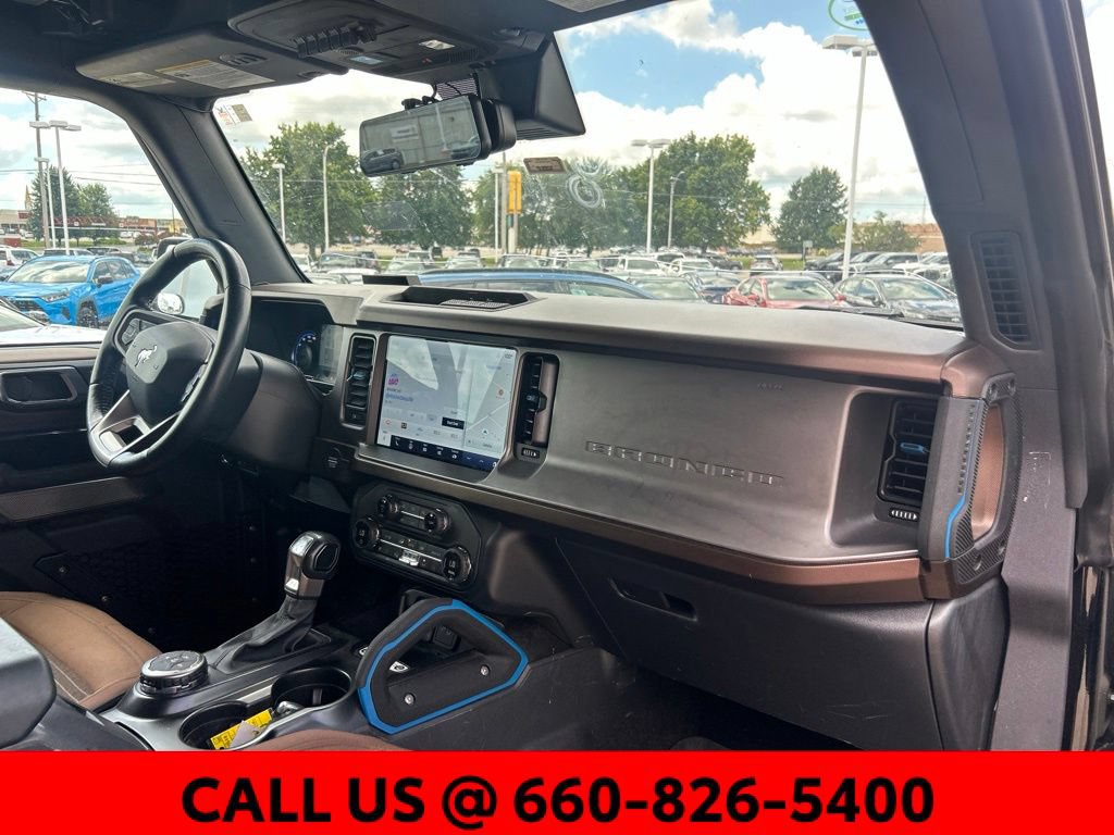 Used 2021 Ford Bronco Outer Banks AWD/4WD image 6
