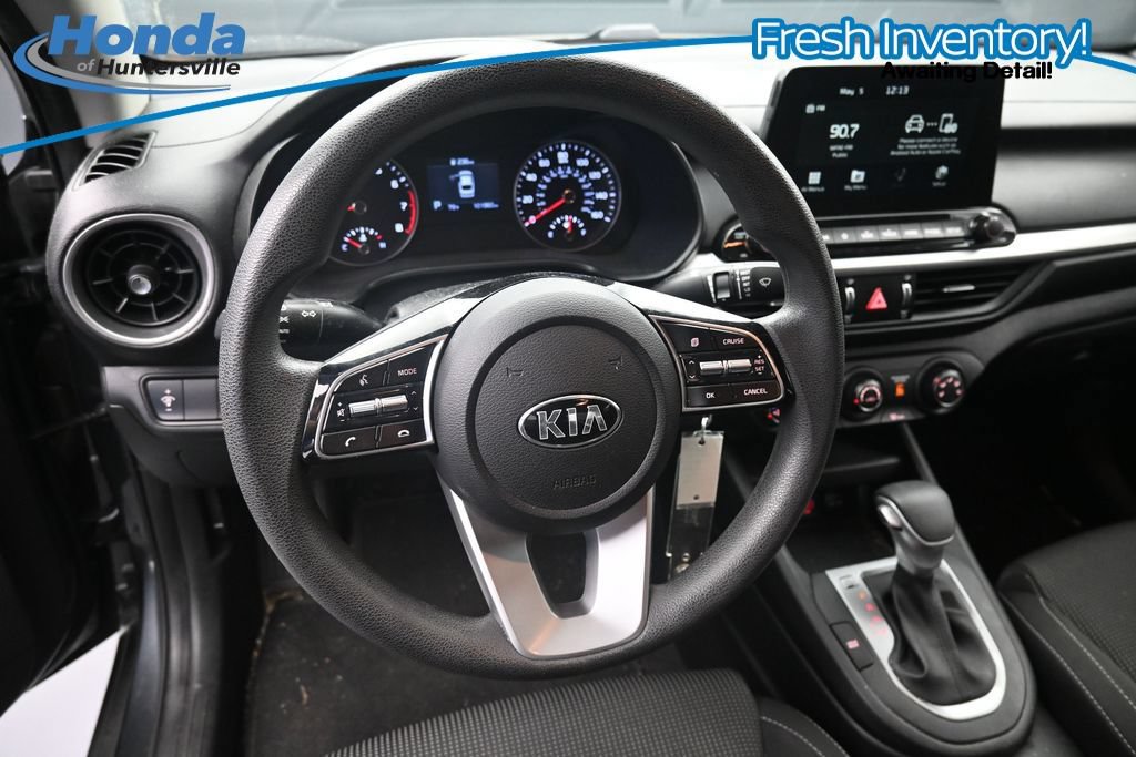 Used 2021 Kia Forte LXS FWD image 14