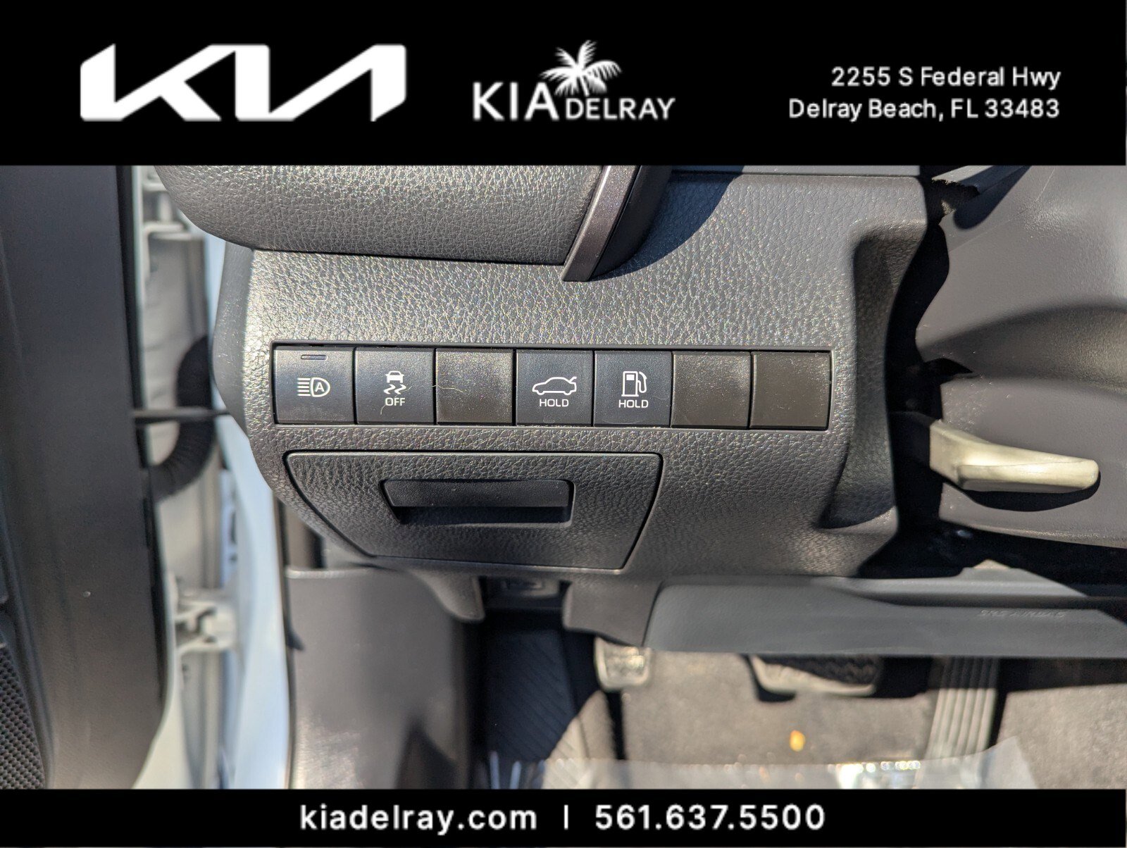 Used 2021 Toyota Camry SE image 23