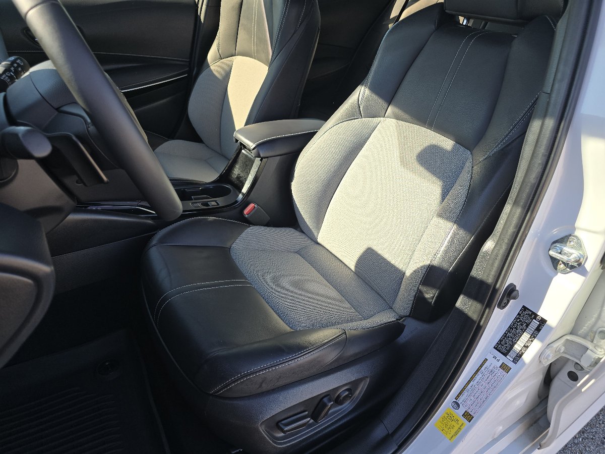 Used 2024 Toyota Corolla XSE FWD image 28