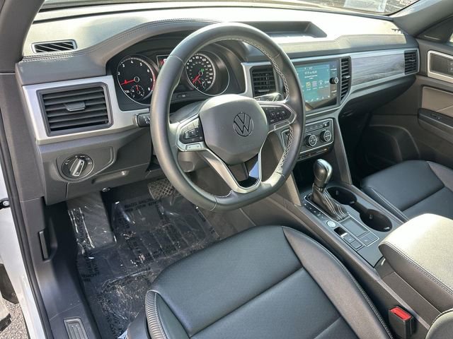 Used 2021 Volkswagen Atlas Cross Sport SE w/ Panoramic Sunroof Package image 9
