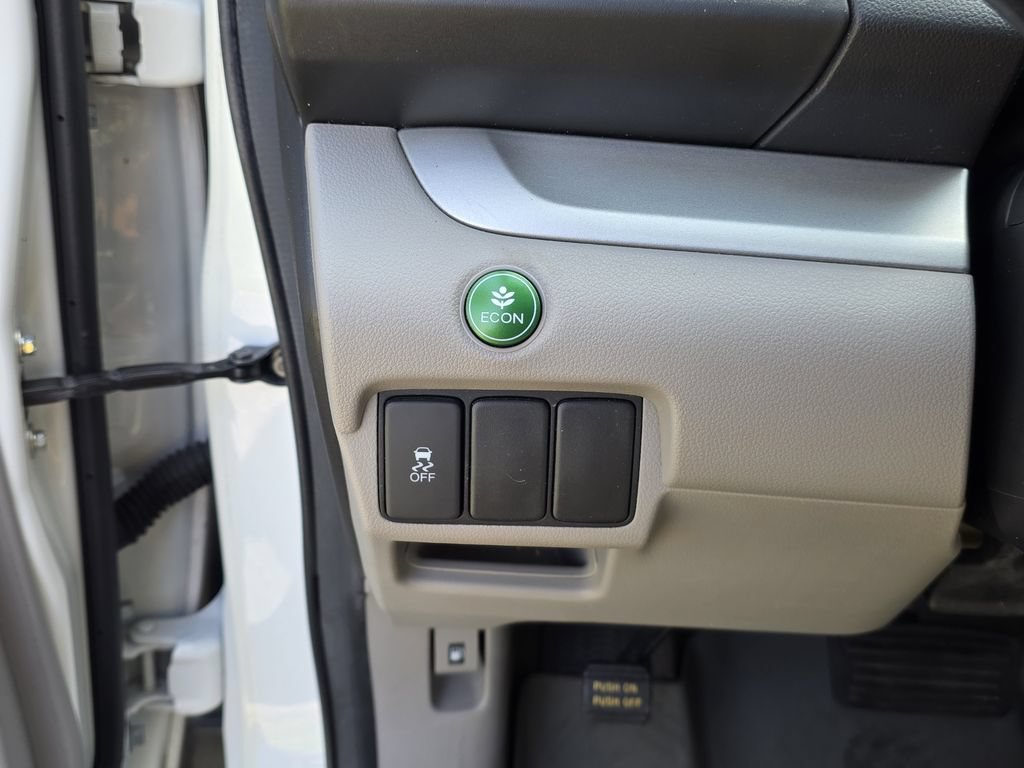 Used 2013 Honda CR-V LX image 21