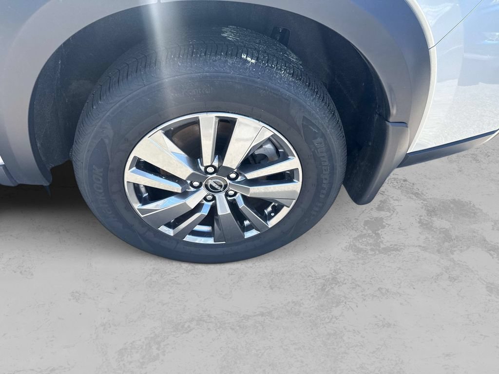 Certified 2025 Nissan Pathfinder S AWD/4WD image 12
