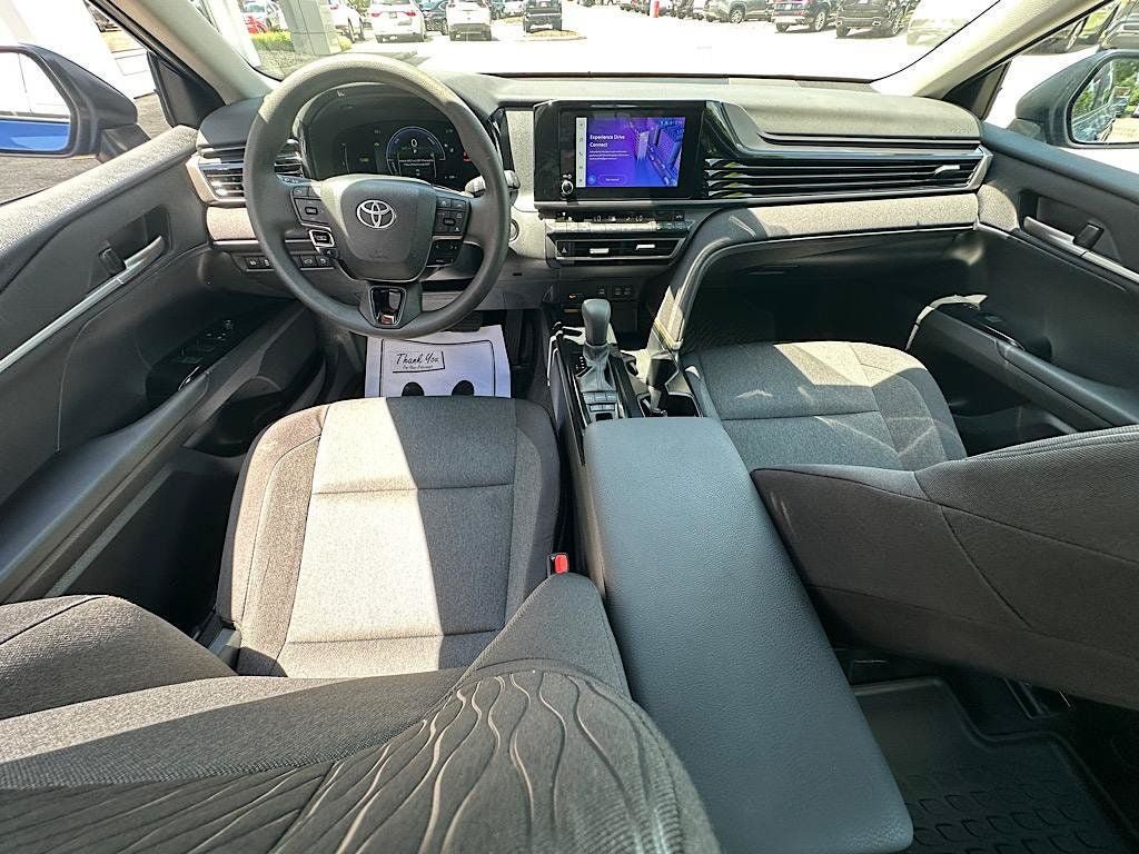 Certified 2025 Toyota Camry LE FWD image 17