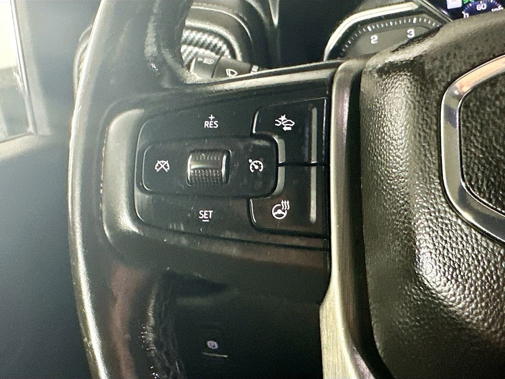 Used 2022 GMC Sierra 2500 Denali w/ Denali Black Diamond Edition image 26