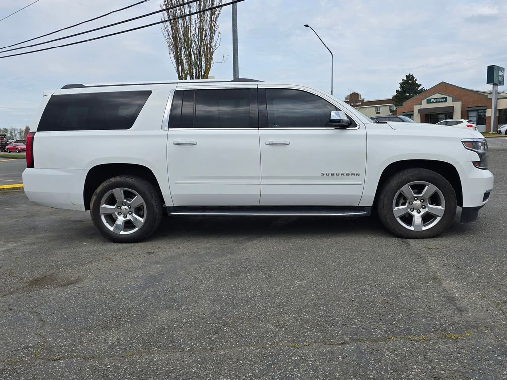Used 2017 Chevrolet Suburban Premier image 9