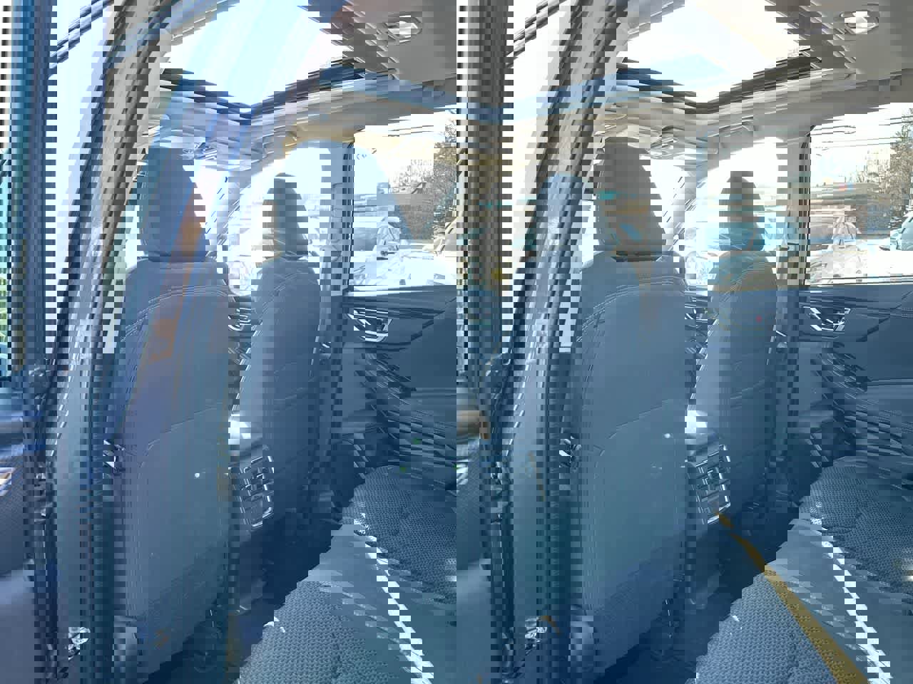 Certified 2023 Subaru Forester Premium image 23