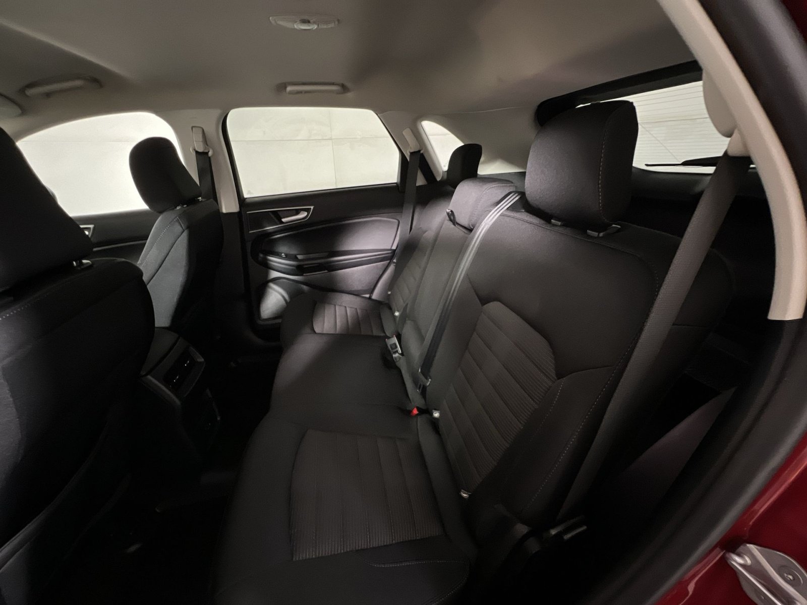 Used 2022 Ford Edge SEL AWD/4WD image 23
