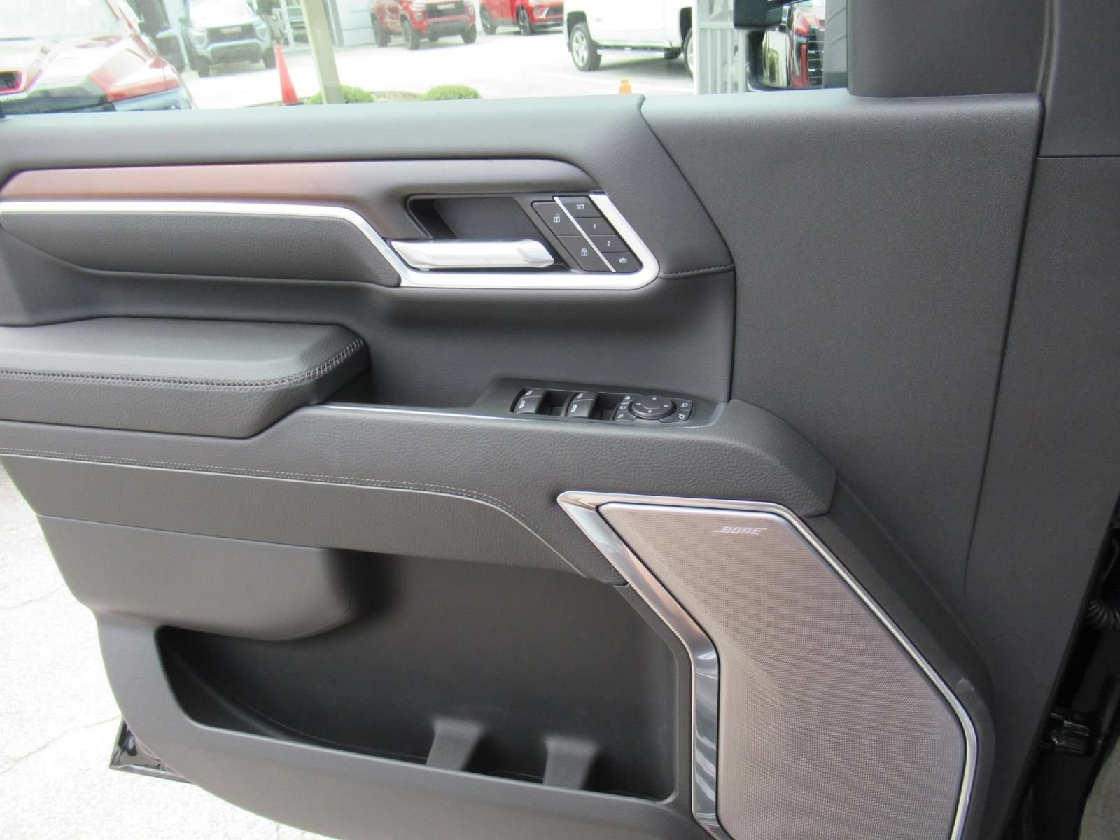 New 2026 GMC Sierra 2500 Denali w/ Denali Reserve Package AWD/4WD image 22