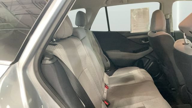 Used 2022 Subaru Outback Premium AWD/4WD image 13