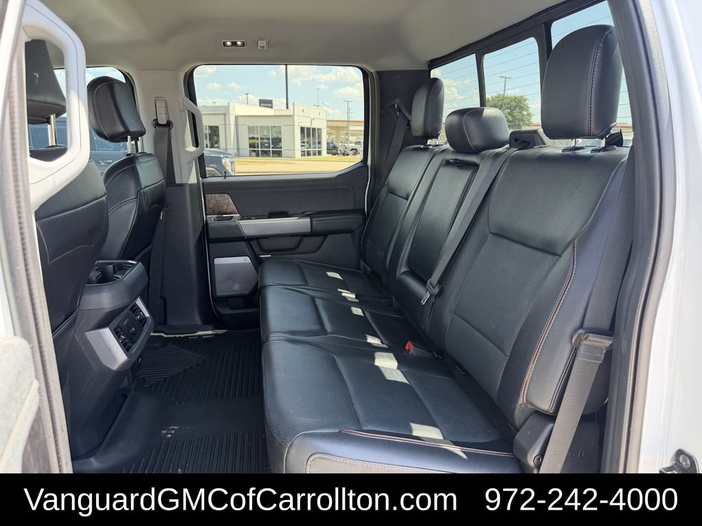 Used 2023 Ford F250 Lariat w/ Sport Appearance Package AWD/4WD image 30