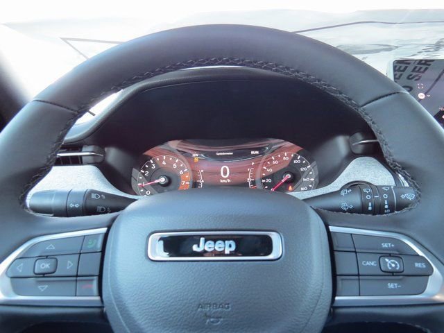 New 2024 Jeep Compass Latitude image 21