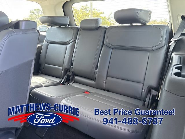 New 2026 Ford Expedition Active RWD image 12