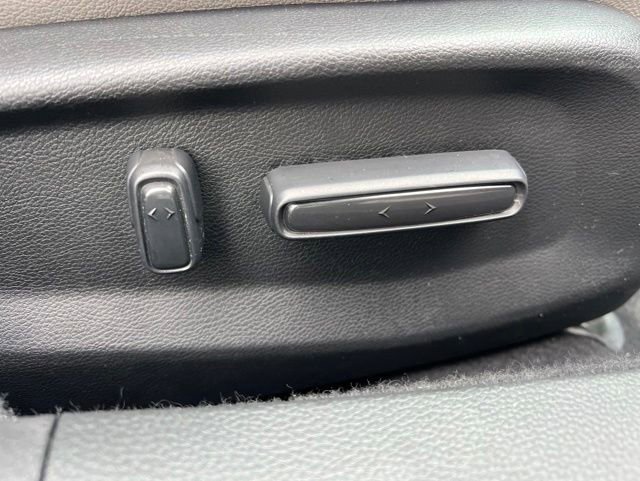 Used 2019 Honda Accord Touring image 36