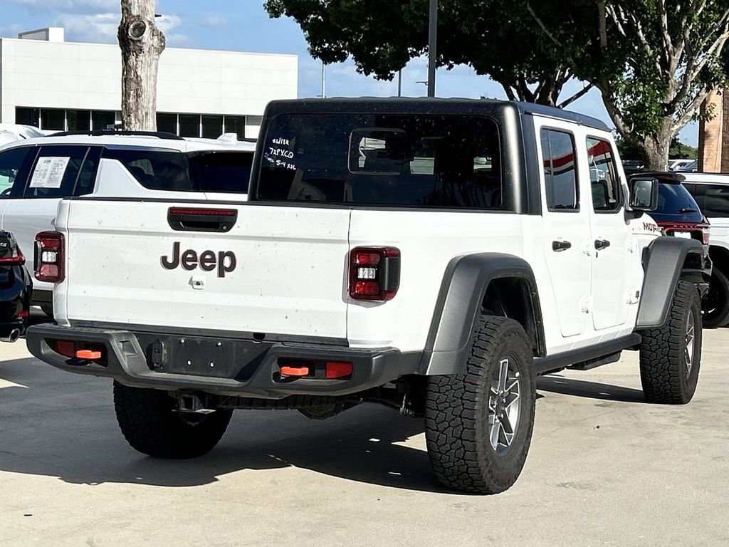 Used 2026 Jeep Gladiator Mojave AWD/4WD image 4