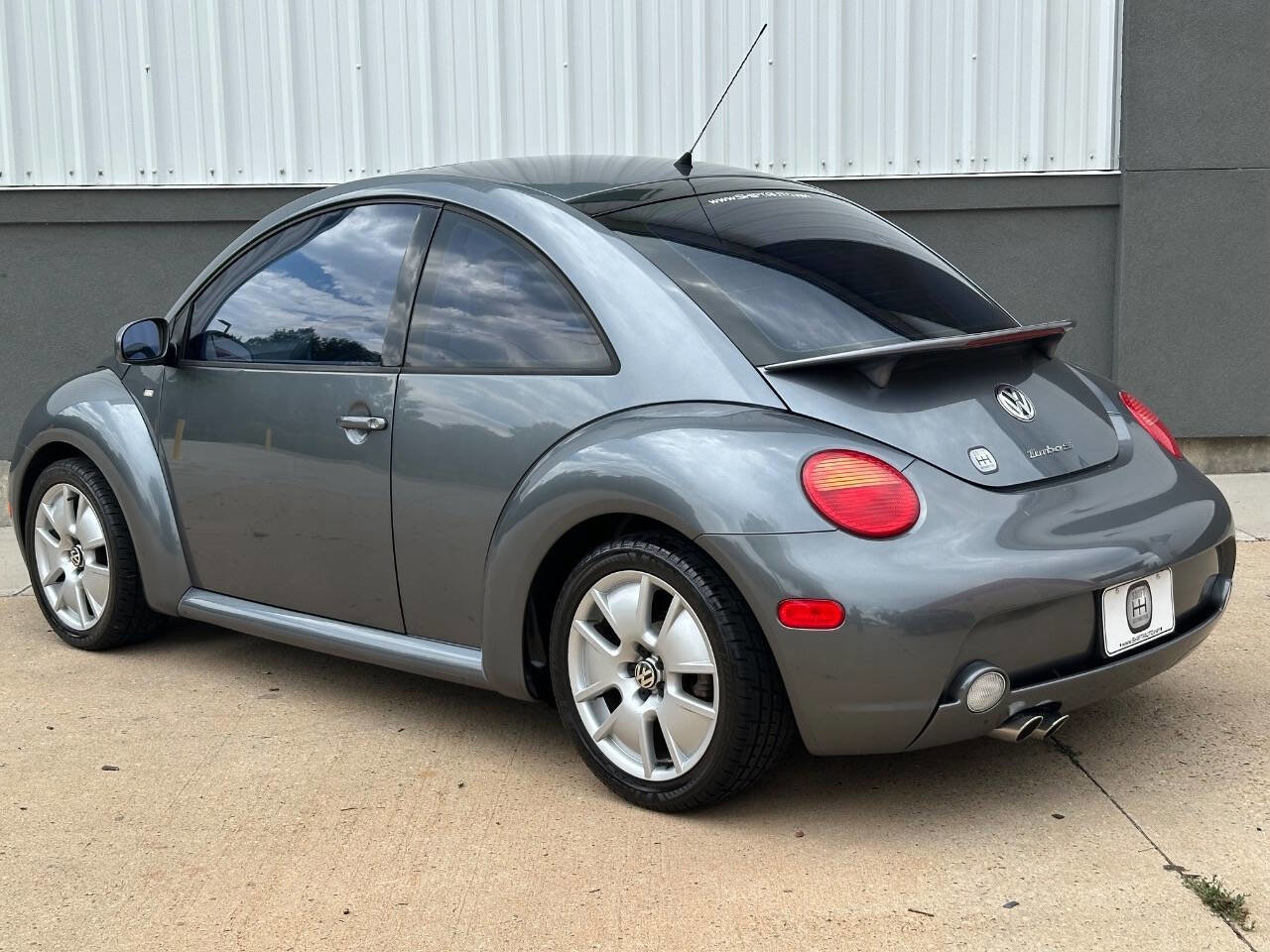 Used 2002 Volkswagen Beetle S image 11