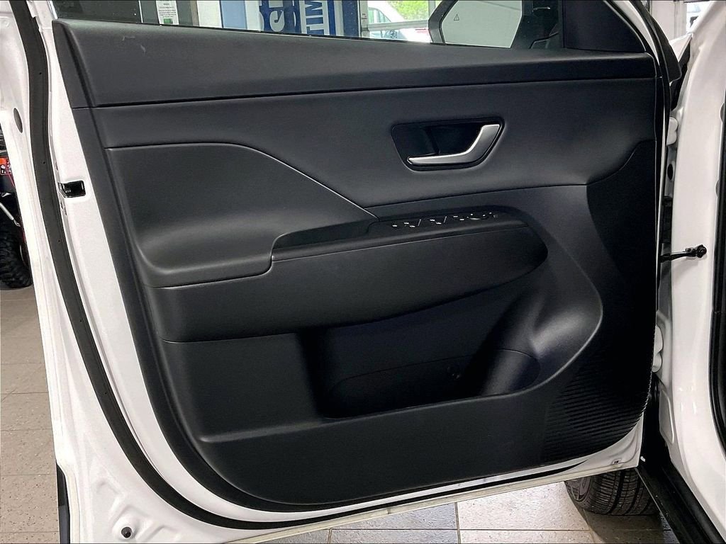 Certified 2026 Hyundai Kona SEL Premium AWD/4WD image 9