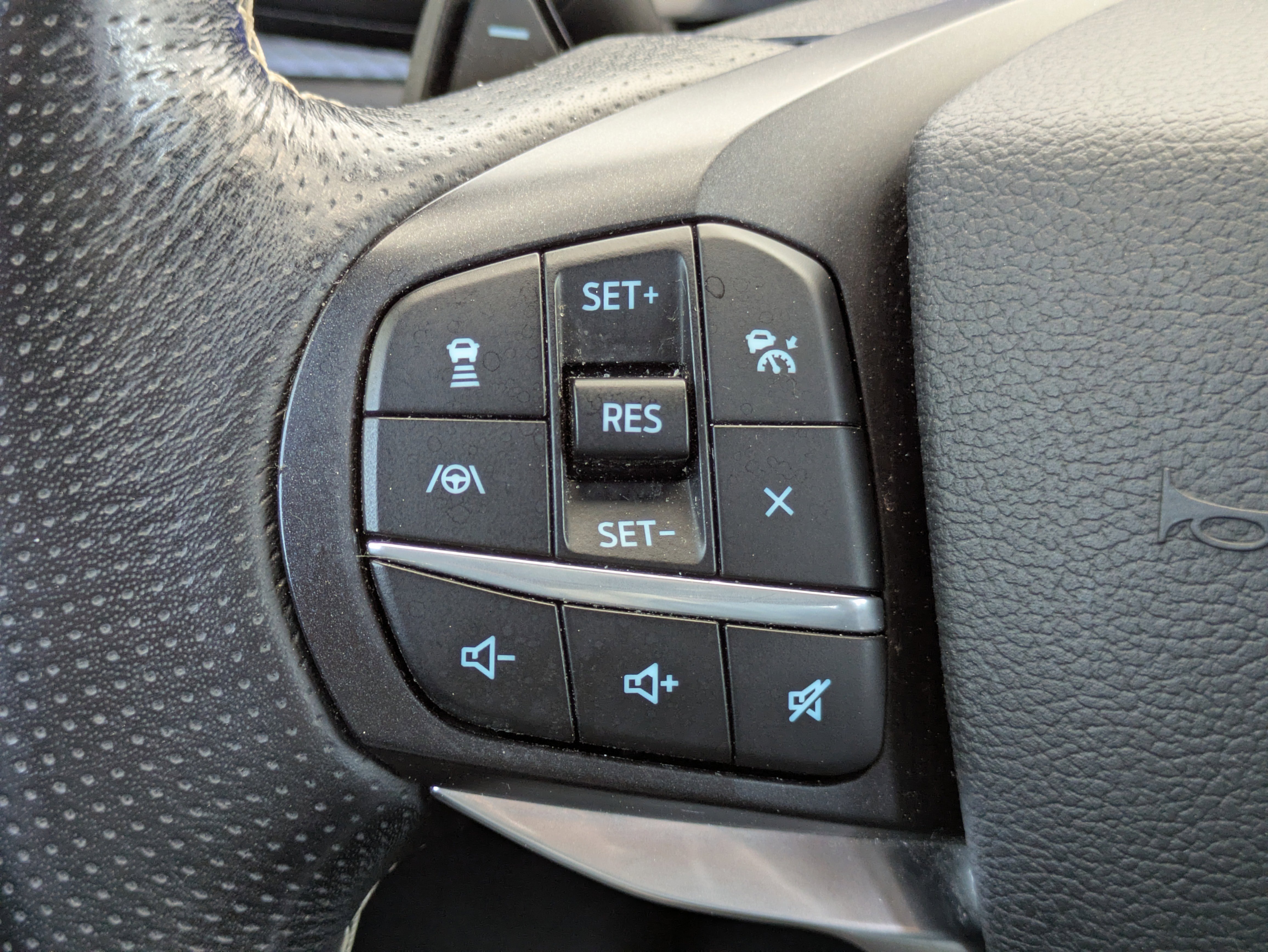 Used 2020 Ford Explorer ST w/ ST High-Performance Pack image 17