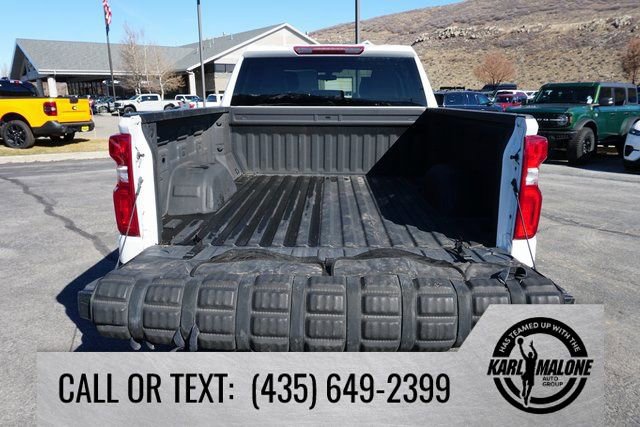 Used 2021 Chevrolet Silverado 1500 RST w/ LPO, Dark Essentials Package image 6