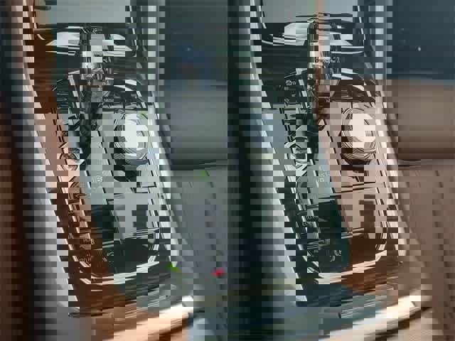 Used 2023 BMW X6 M50i w/ Executive Package image 35