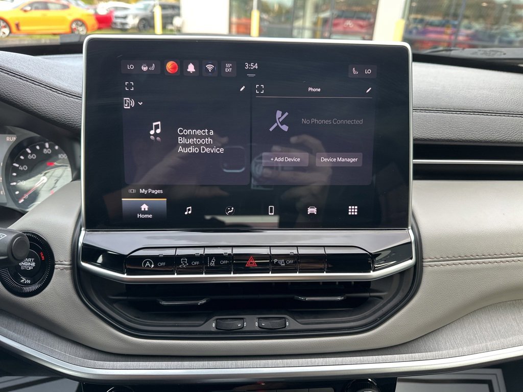 Used 2024 Jeep Compass Limited image 31