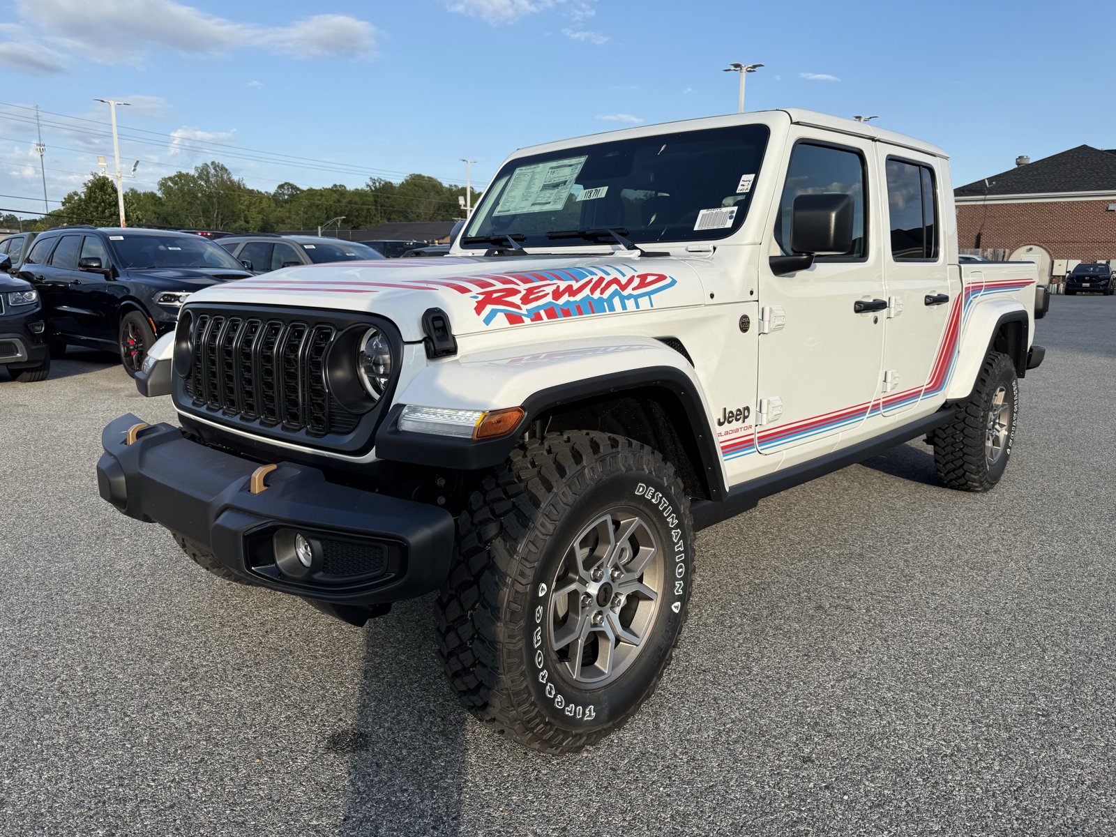 New 2026 Jeep Gladiator Sport AWD/4WD image 7