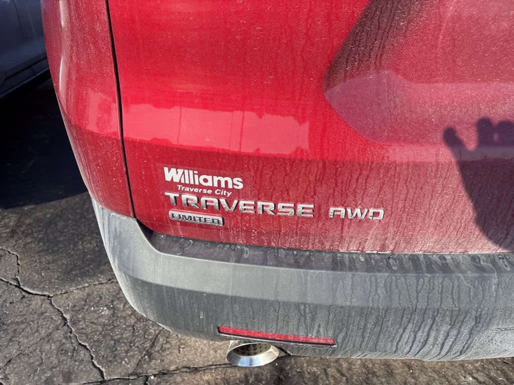 Used 2024 Chevrolet Traverse LT w/ LPO, Floor Liner Package image 4