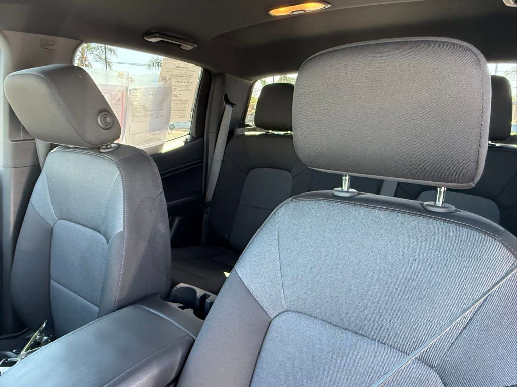 Used 2025 Chevrolet Colorado W/T w/ WT Custom Package RWD image 20